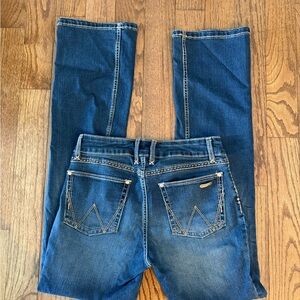 Wrangler Women's Boot Cut Jeans in Medium Blue Wash